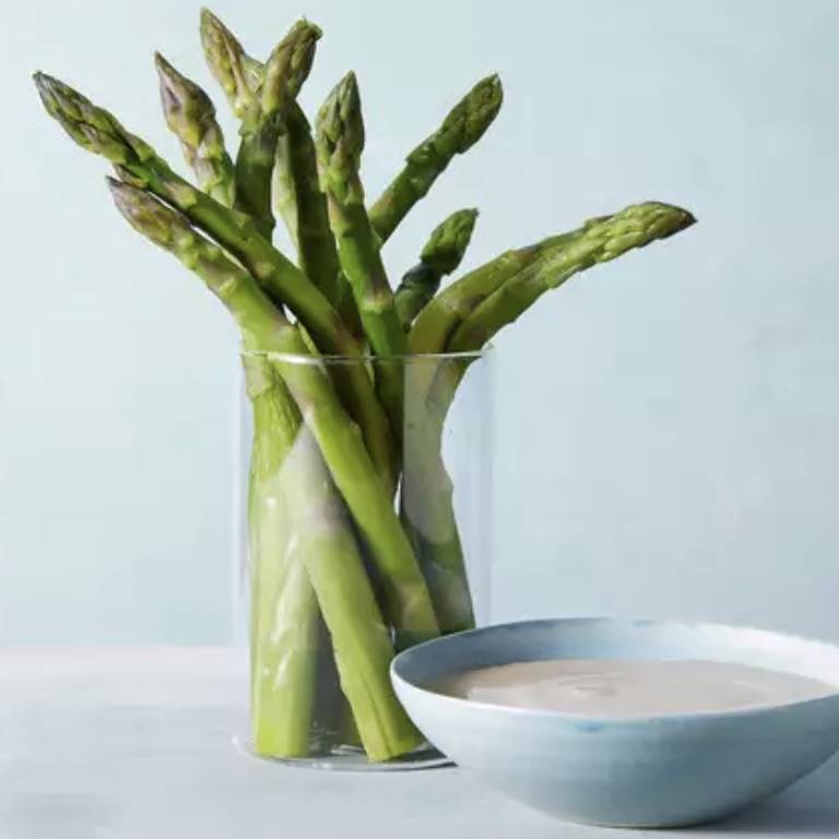 4 WAYS TO USE ASPARAGUS THIS SPRING