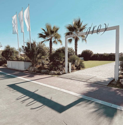 VILLA GREY RETREAT IN FORTE DEI MARMI