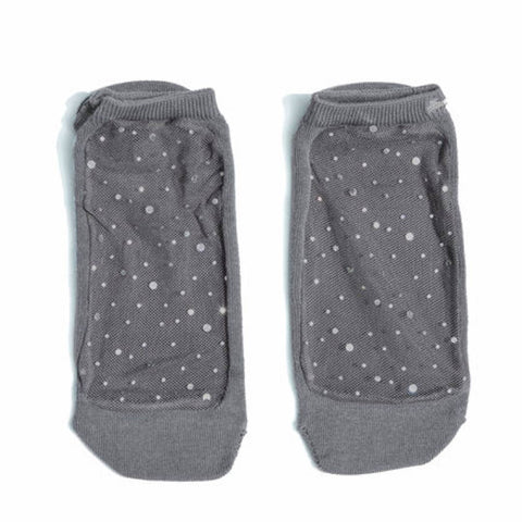 NEW TREND ALERT: GLITTER SOCKS