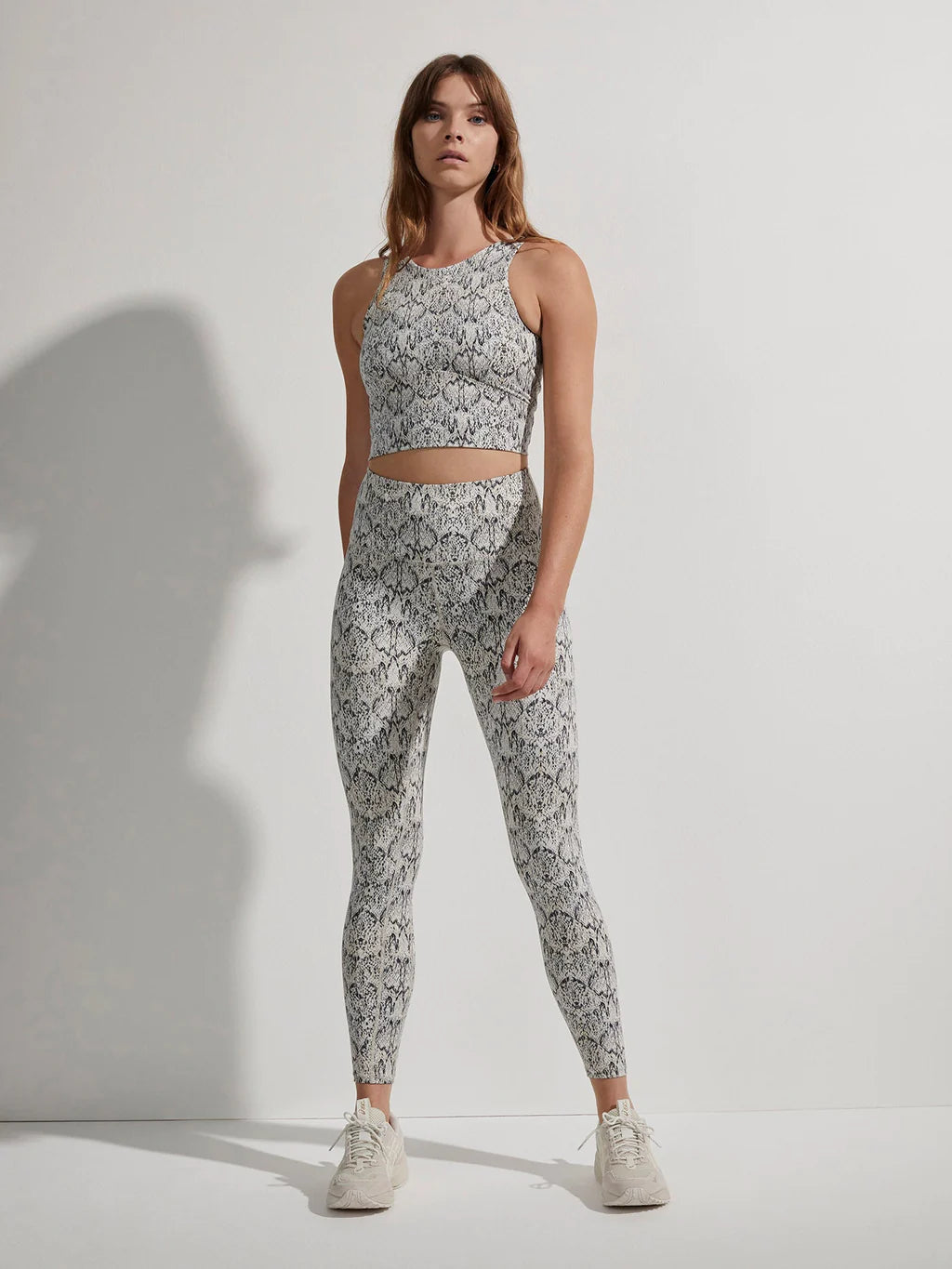 VARLEY Let s Move High Rise Legging 25 Mirrored Snake Shop Online SPORTLES SPORTLES