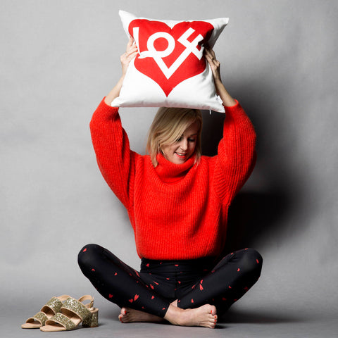 BETWEEN STYLISH FURNITURE & EXCLUSIVE LIFESTYLE: MEET JEANNETTE FROM MOORIS.CH