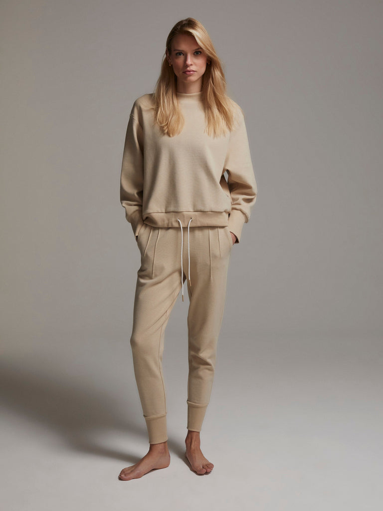 VARLEY Amberley Pant Sand | Shop Online SPORTLES.com